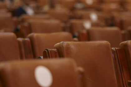 pnl usr si aur cer renuntarea la votul online in parlament si revenirea la prezenta fizica 6a9fd33b5fac6