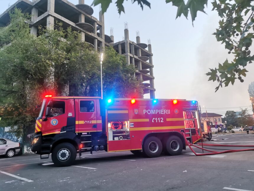 pompierii chemati la un incendiu in statiunea mamaia 6ab3de509f5a0