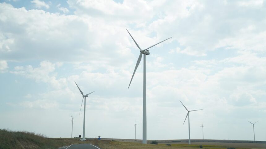 radramo power face noi investitii in infrastructura parcului eolian pestera 2 6ab98040bc2f9