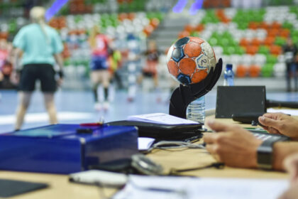 romania a invins ungaria la handbal feminin 6ab95e4b9ed3b