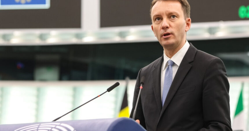 siegfried muresan acuza psd de ipocrizie in disputa privind statul de drept a spus una presei si a facut alta la bruxelles 6a995ee279af8