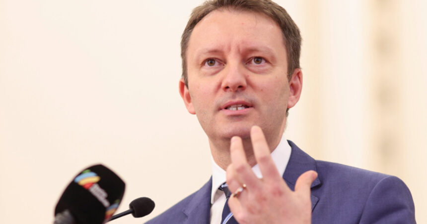 siegfried muresan domnul grindeanu si cu mine nu ne am inteles sa avem o anumita intalnire la o anumita ora la un anumit loc 6ab42d06dfab0