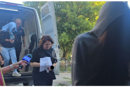 surse raluca talpes si batuhan omeroglu de la facultatea de medicina arestati studentele au fost eliberate sub control judiciar 6a9c6298abf1c