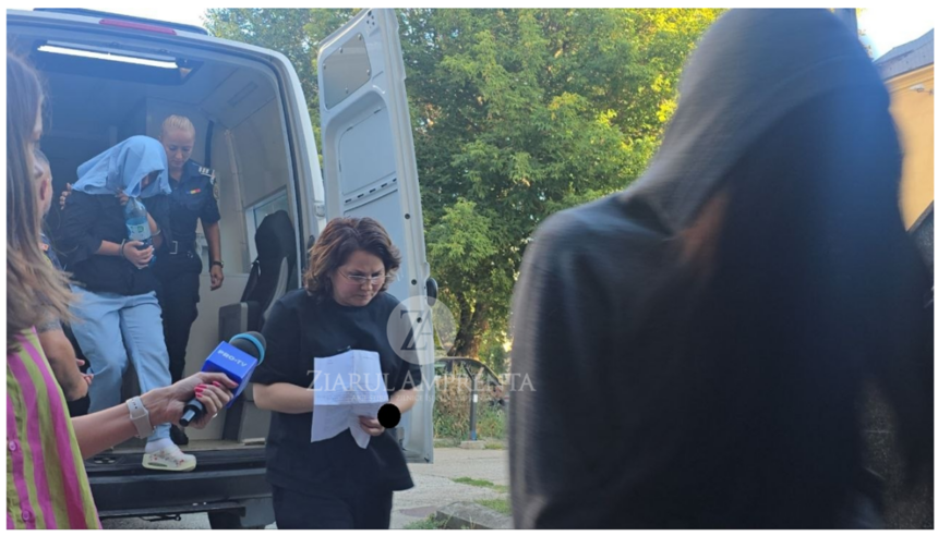 surse raluca talpes si batuhan omeroglu de la facultatea de medicina arestati studentele au fost eliberate sub control judiciar 6a9c6298abf1c
