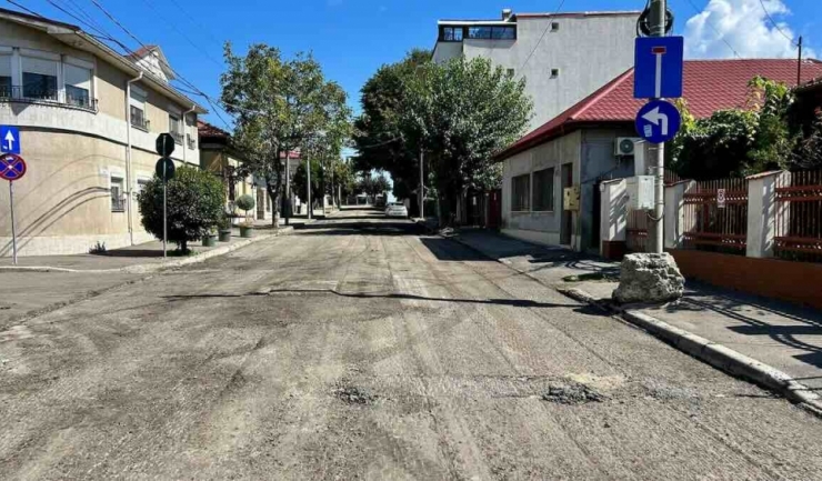 trafic restrictionat pe strada turda din constanta pentru lucrari de asfaltare 6aae283ad0698