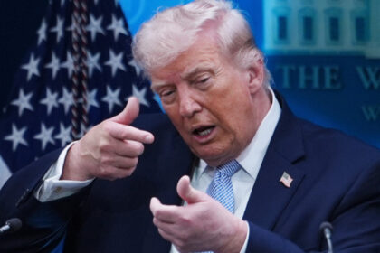 trump neaga ca i a propus lui xi sa cumpere arme americane probabil ca le ar placea fabricam echipamente mai bune decat ei 6abae113c7ad2