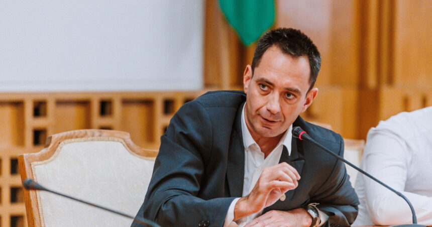 video botond csoma udmr nu exclude sa l sustina pe grindeanu la formarea unui nou guvern ce spune despre siegfried muresan 6a96d7bfb878d