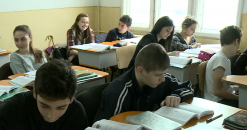 video bursa de prezenta un proiect de lege controversat care ar putea modifica alocatiile copiilor cine pierde si cine primeste mai mult 6aaac53a69fd9