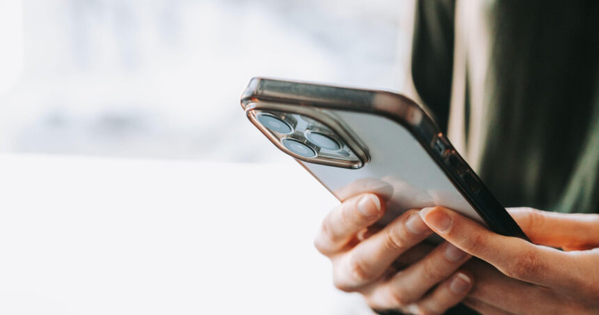video eppo peste 1 milion de telefoane sh au fost vandute ca noi in 19 tari europene inclusiv in romania pagube de 300 de milioane de euro 6abbcca4a89b4