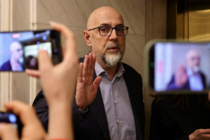 video kelemen hunor neaga ca s ar fi opus numirii lui luca niculescu premier este minciuna in ce conditii ar vota udmr noul guvern 6aa2be8b3fc1b