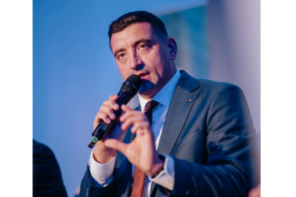 video liderul aur george simion s au pus presiuni enorme sa votam un guvern de tip marioneta este de datoria aur sa faca parte din guvernare si sa treaca tara peste aceste momente grele 6aba1360a21b8