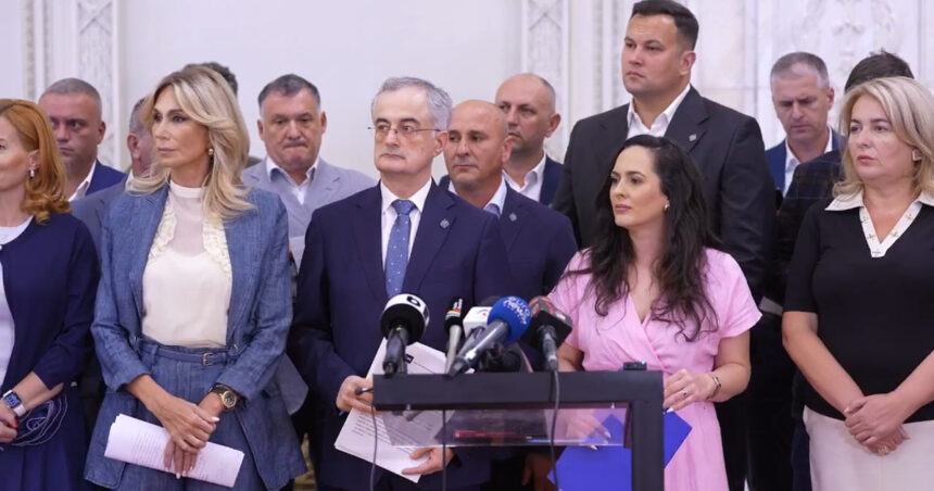 video pnl si usr au semnat un acord de colaborare in parlament reforma administratiei si cea electorala printre prioritati 6a9ed5c02186d