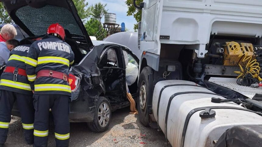accident mortal intre techirghiol si movilita o persoana a murit iar alte doua au ajuns la spital 6ac75121ed3c1