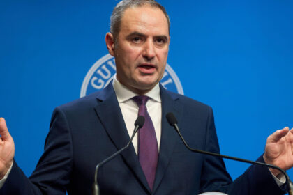 alexandru nazare despre o posibila nominalizare pentru functia de premier e onorant ca numele meu sa apara 6abec4bf26f1a