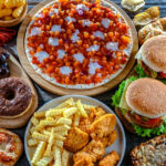 alimentele ultraprocesate si riscul de cancer de colon un studiu pe peste 460 000 de persoane vine cu rezultate total surprinzatoare 6adde263a57e2