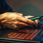 aproape 17 500 de institutii din romania au fost notificate cu privire la vulnerabilitatea informatica php2shell reactia guvernului 6ae1b75fc6605