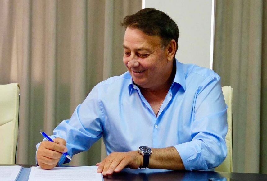 ce transmite florin mitroi dupa doi ani de mandat la conducerea cjc cand merg prin judet printre oameni imi dau seama ca munca mea nu este in zadar 6adcee0fe92f3