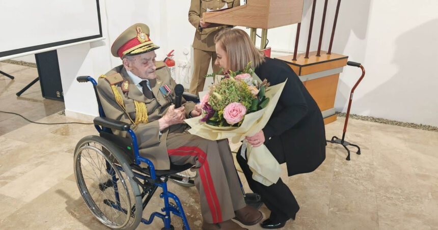 cel mai in varsta roman a implinit astazi 111 ani generalul iosif rus e al doilea cel mai longeviv veteran de razboi din lume 6ae22ee56a736