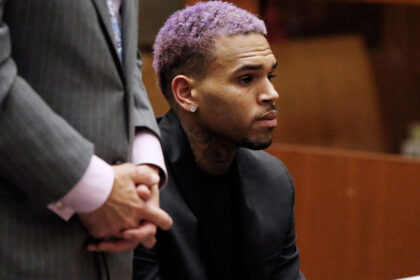 chris brown condamnat la inchisoare cu suspendare dupa ce a atacat un producator cu o sticla 6adf6c25966b6