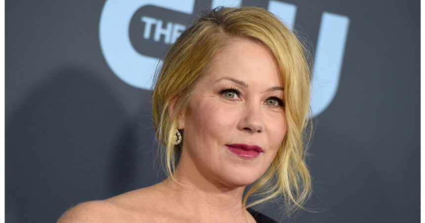 christina applegate a fost diagnosticata gresit cu scleroza multipla de ce este dificil de identificat aceasta boala 6ae59fce21a72
