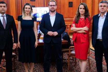 congres in usr partidul isi alege cei 24 de membri ai consiliului national ce rol are forul de conducere 6ae57703cb238