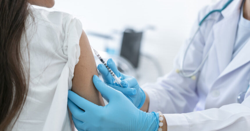 exclusiv de ce intarzie livrarile de vaccinuri antigripale si cand vor ajunge in farmacii explicatiile sefului agentiei medicamentului 6ad5dd36b6834