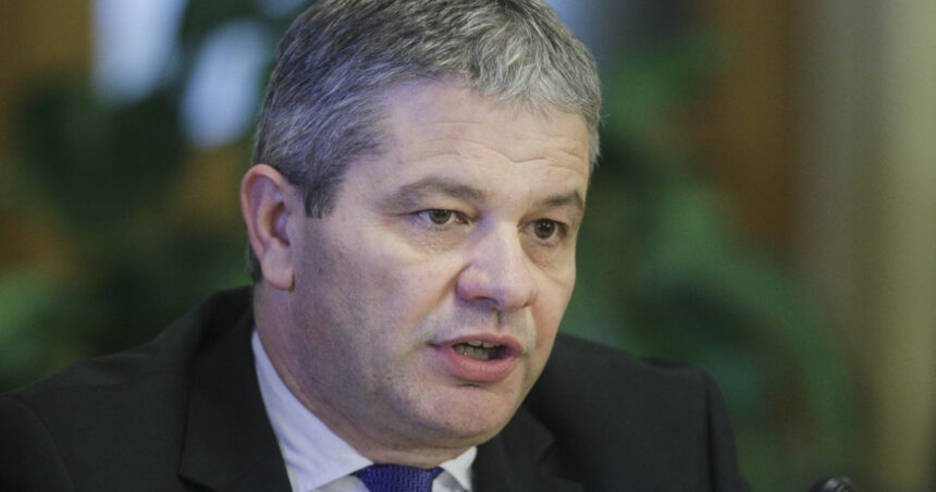 exclusiv florian bodog psd despre intalnirea premierului cu fanel bogos e neobisnuit ca ilie bolojan sa primeasca pe cineva in audienta 6ac0ac3f05bbe