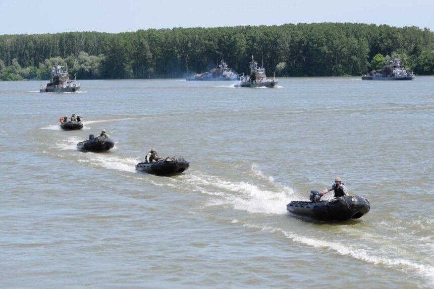 foto a inceput exercitiul militar danube protector 26 sute de militari sunt implicati in instruirea de la gurile de varsare ale dunarii 6ac34de09bb9d