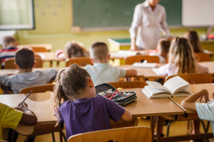 incepe vacanta de toamna 2026 cand se intorc elevii la scoala si ce zile libere vor mai avea pana la craciun 6adc2e679835d