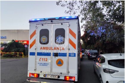 incredibil copil de 1 an lovit cu un cutit de un copil de 3 ani se aflau in grija unei adolescente 6ae5f751c2440