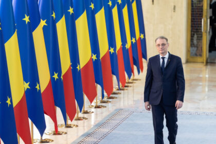 maia sandu si premierul vasile tofan ii ureaza succes lui luca niculescu si asigura ca romania poate conta oricand pe r moldova 6ad844171070c