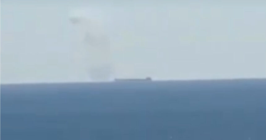 news alert misiune de salvare in zona platformei pescarus o nava turceasca cu cereale a fost lovita de o drona un ranit si 13 disparuti 6ac372c37c588