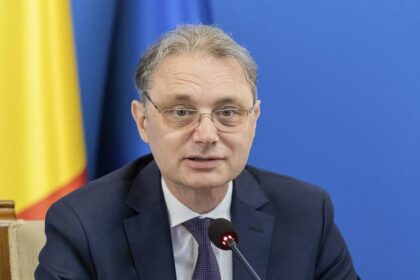 pnl semneaza intelegerea cu luca niculescu liberalii stabilesc sustinerea instalarii noului executiv 6ad482f448859