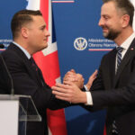 polonia si marea britanie isi unesc fortele in fata amenintarilor rusiei ce prevede acordul militar semnat la varsovia 6ae0c823ecfee