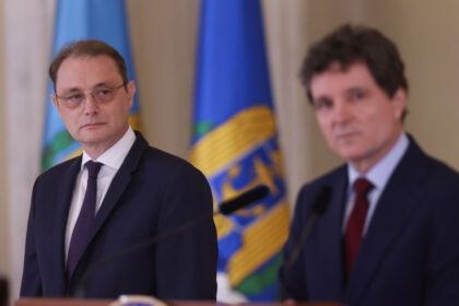 presedintele a semnat decretul pentru nominalizarea lui luca niculescu drept premier calendarul pentru votul de investitura 6ac4b37e6db87