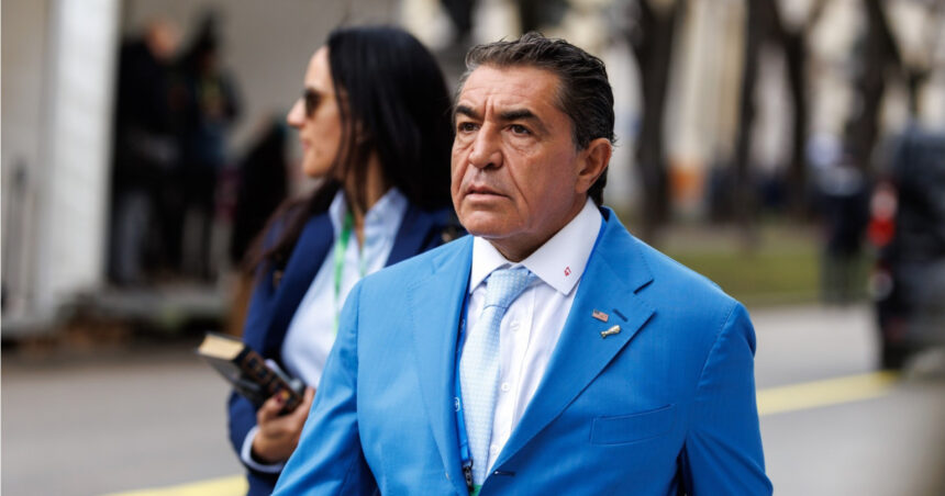prietenul controversat al lui trump paolo zampolli indepartat din administratie dupa un scandal pe e mail 6ad1d01af195c