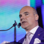 rares bogdan critici la adresa lui bolojan a dat o de gard total ce solutie propune pentru reducerea deficitului 6adcb7837985b