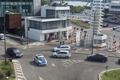 razie de amploare in portul constanta ce au descoperit politistii 6abf75b79f11a