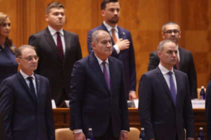 respinsa de ilie bolojan masa organizata de ancom pentru o mie de persoane in qatar a fost aprobata de noul guvern delegatie extinsa 6ae4ee14525bc