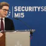 seful mi5 avertizeaza ca rusia si iranul isi intensifica atacurile hibride in europa instalatiile militare britanice printre tinte 6ace451323c52