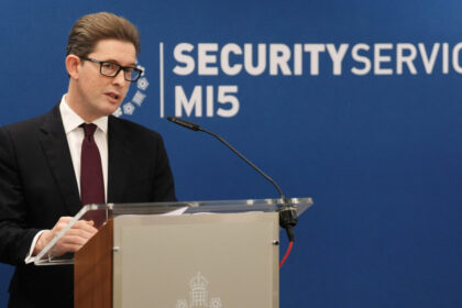seful mi5 avertizeaza ca rusia si iranul isi intensifica atacurile hibride in europa instalatiile militare britanice printre tinte 6ace451323c52