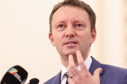 siegfried muresan despre liniile rosii ale psd nu poti lua in serios un partid care isi schimba discursul ca la gradinita 6ac536bee54a0