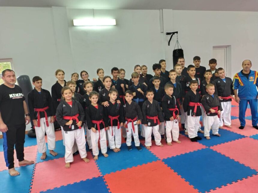 sportivii de la axiopolis cernavoda se pregatesc pentru campionatele nationale de kempo de la bucuresti 6ad51b831a7e9
