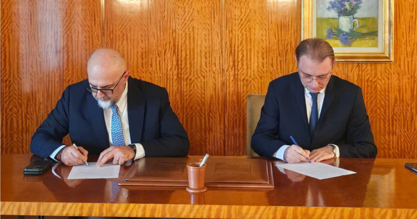 udmr a semnat un acord politic cu luca niculescu kelemen hunor pentru noi conteaza ca tara sa functioneze 6ad60a8ed9b1a