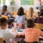 urmeaza prima minivacanta din noul an scolar cand incepe si cat dureaza weekendul prelungit pentru elevi 6abf9c954921a