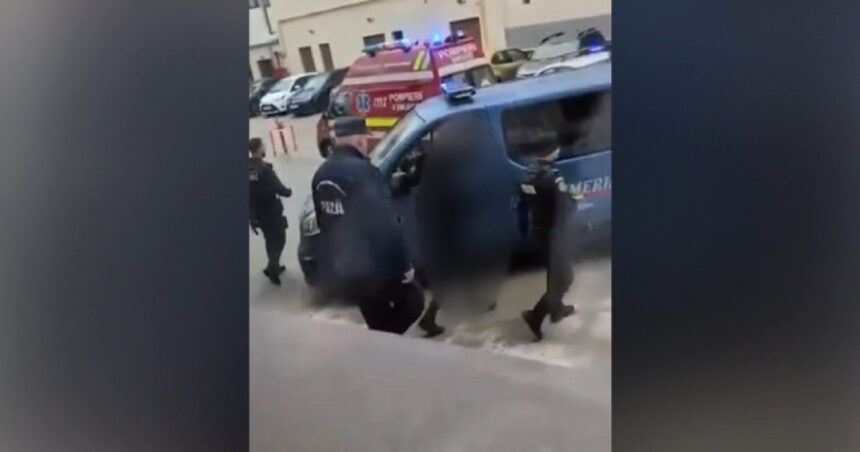video elevul de 15 ani care si a atacat colegii cu maceta va fi supus unei expertize psihiatrice un psiholog explica ce presupune evaluarea 6adb1c46b6c46