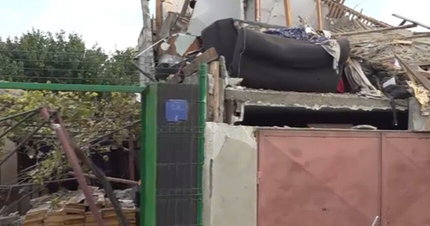video explozie intr o locuinta din constanta un barbat a fost evacuat si transportat la spital 6ad86b1f1cf2c