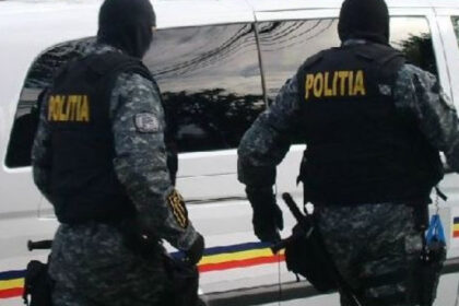 video focuri de arma la descinderile mascatilor in slatina administratorul unui cimitir retinut pentru camatarie 6adaf91681489