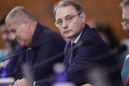 video guvernul pregateste doua rectificari bugetare de unde ar putea veni banii pentru salariile din mai sanatate si agricultori surse 6ae34ea8dbebb