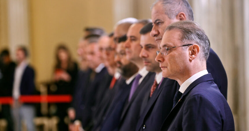 video raspunsul lui luca niculescu la intrebarea daca este un premier de paravan al psd 6ad7cee7493c9